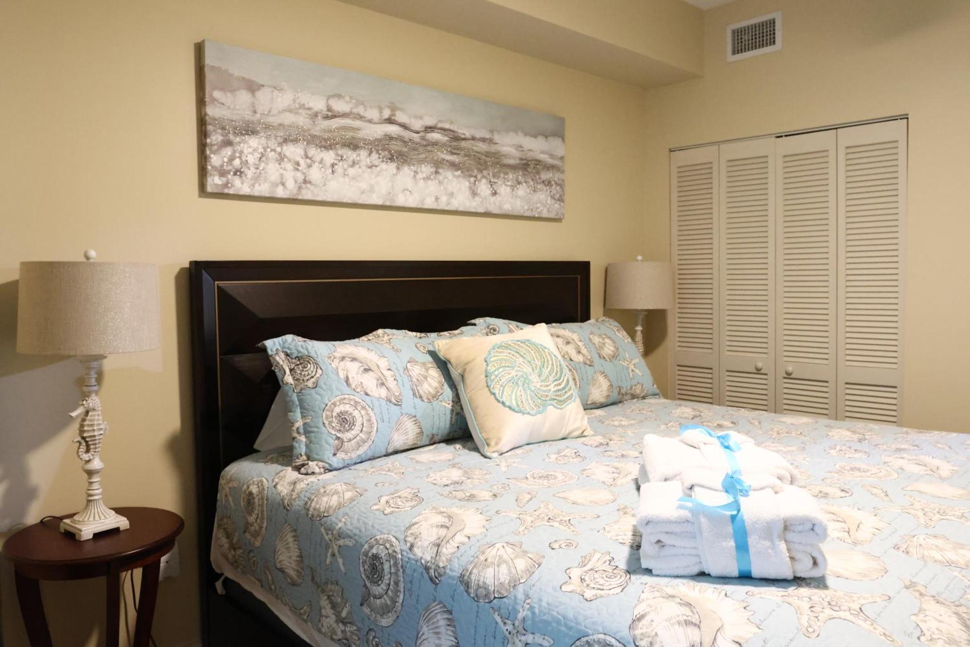 Aqua 1504 Beachfront Condo With Free Beach Chairs Panama City Beach Eksteriør billede