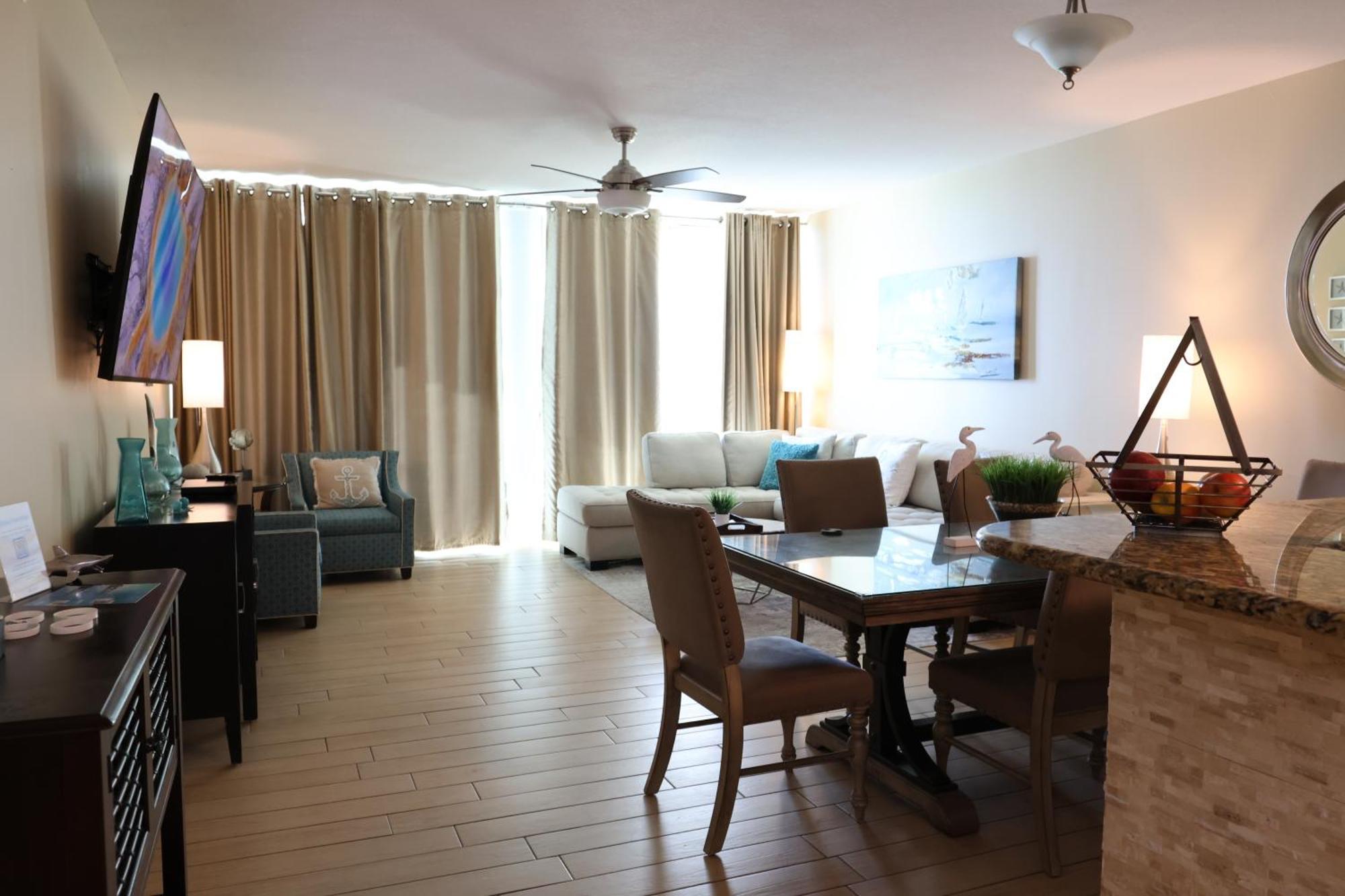 Aqua 1504 Beachfront Condo With Free Beach Chairs Panama City Beach Eksteriør billede